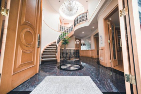 vancouver beautiful house for family